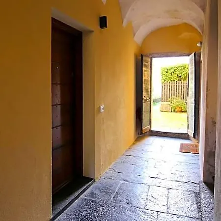 Piazza Campidoglio 3 Hotel *